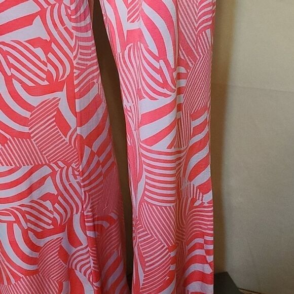Hype pink & white swirl flare yoga pants - Picture 4 of 6